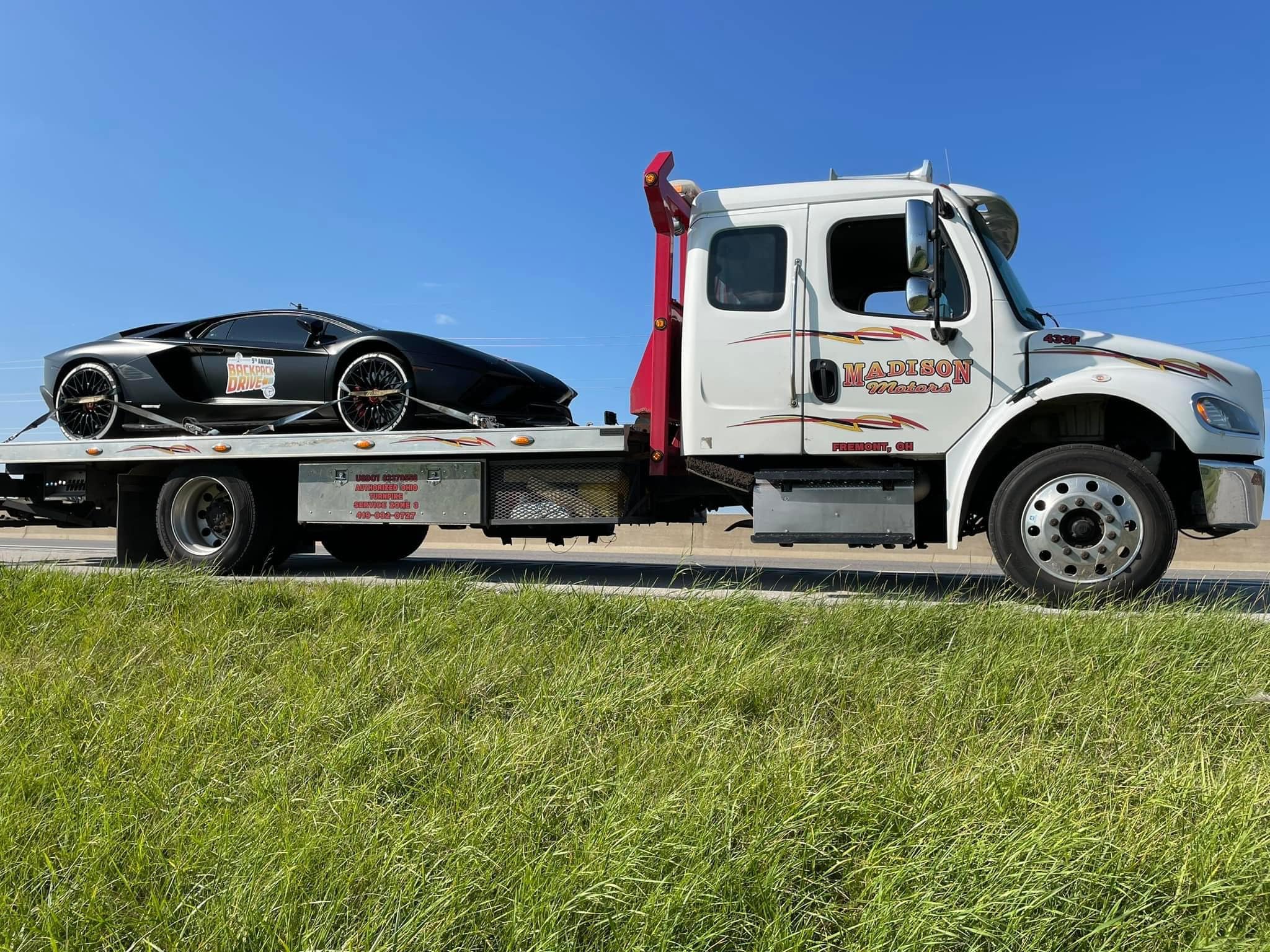 24/7 Towing Company in Kelleys Island, OH | Tow Truck Near Me