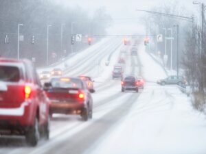 Read more about the article Winter Towing: How We Keep You Moving Through Snow and Ice